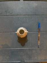 Load image into Gallery viewer, Mini vase
