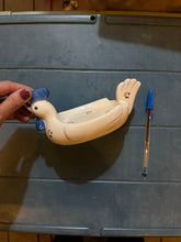Load image into Gallery viewer, Soap dish
