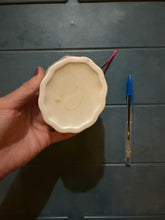Load image into Gallery viewer, Decorative small basket
