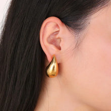 Load image into Gallery viewer, The Geometric Earring
